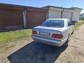 Mercedes-Benz E 300 - 3000 € / 5867.49 лв. - 22253253 3