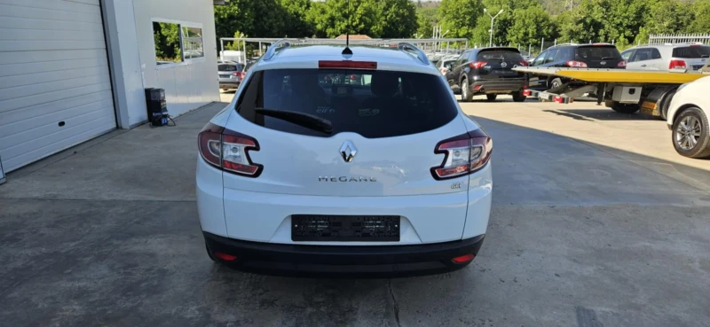 Renault Megane 1.5dci 110k* 6b* Avtom* Navi* UNIKAT* , снимка 5 - Автомобили и джипове - 39425629