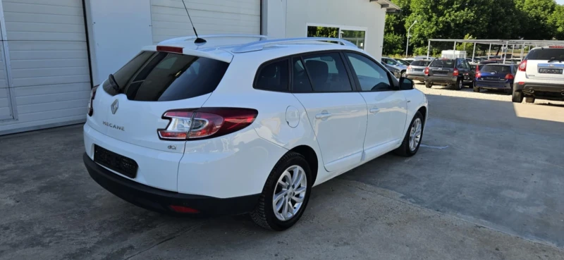 Renault Megane 1.5dci 110k* 6b* Avtom* Navi* UNIKAT* , снимка 13 - Автомобили и джипове - 39425629