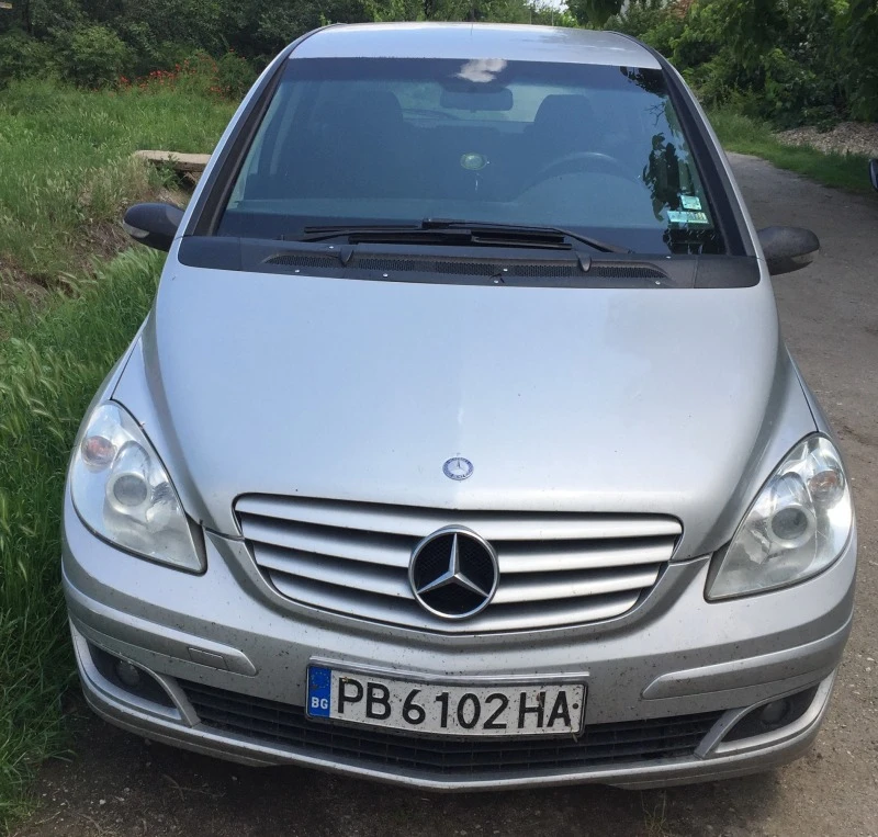 Mercedes-Benz B 180, снимка 2 - Автомобили и джипове - 46296296