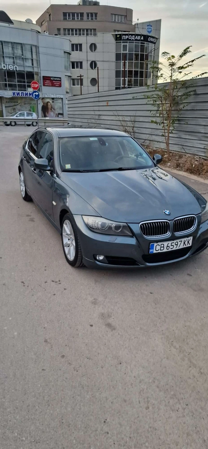 BMW 330, снимка 4 - Автомобили и джипове - 47405042