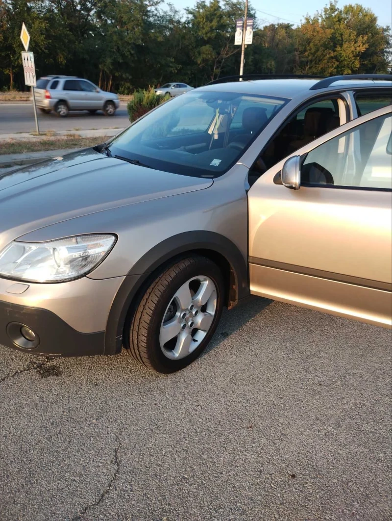 Skoda Octavia, снимка 6 - Автомобили и джипове - 47290662