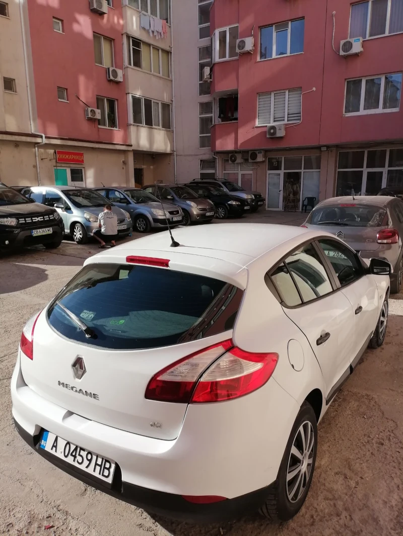 Renault Megane 1.5dci, снимка 7 - Автомобили и джипове - 47748773