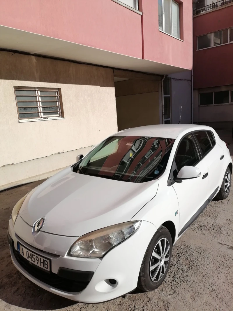 Renault Megane 1.5dci, снимка 6 - Автомобили и джипове - 47748773