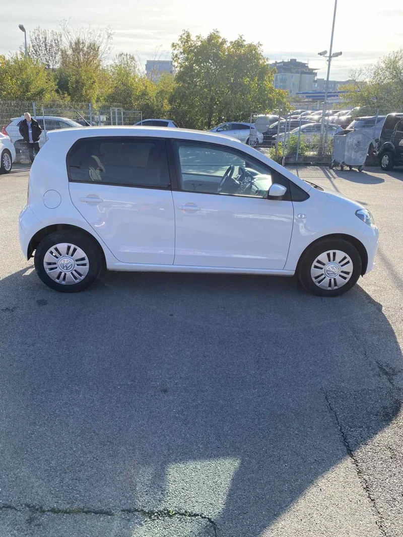 VW Up 1.0 i, снимка 7 - Автомобили и джипове - 47703409