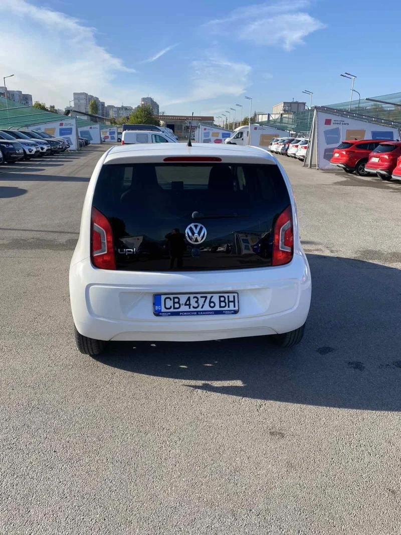 VW Up 1.0 i, снимка 2 - Автомобили и джипове - 47703409