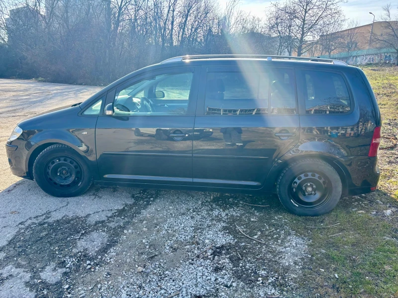 VW Touran R line, снимка 10 - Автомобили и джипове - 48425036