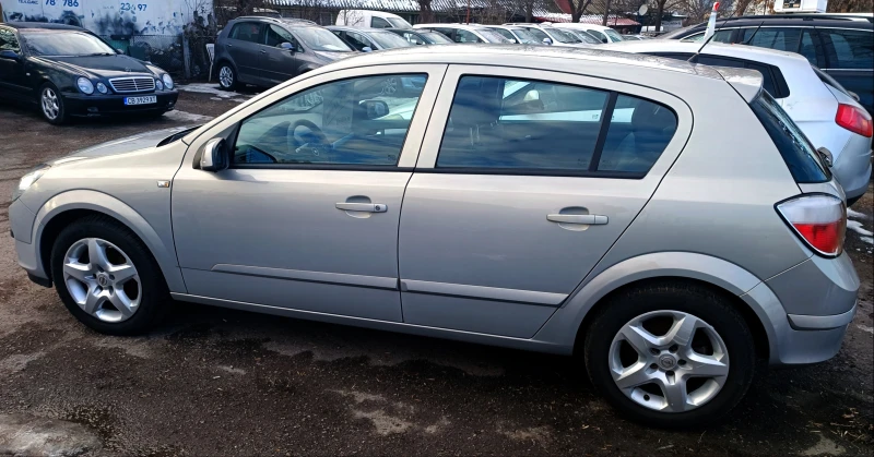 Opel Astra 1.6i/TWIN PORT, снимка 9 - Автомобили и джипове - 48799829