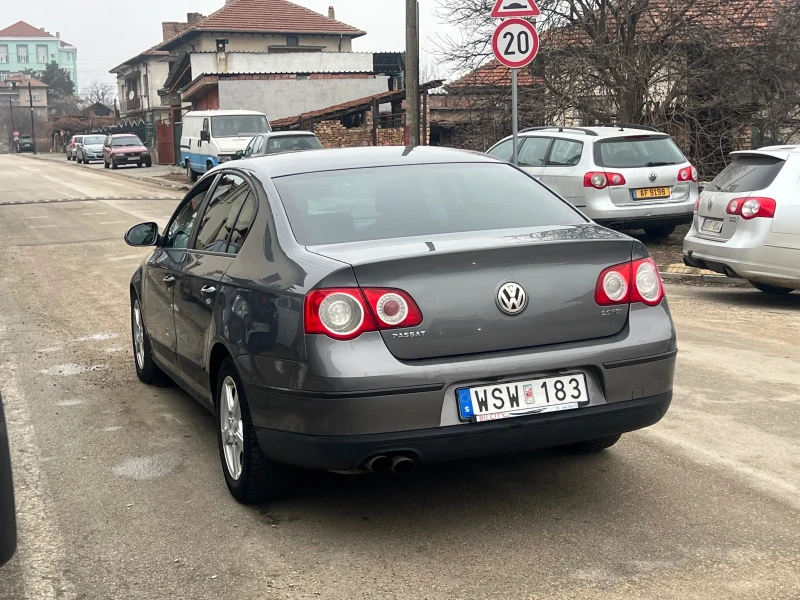 VW Passat 2.0FSI, снимка 4 - Автомобили и джипове - 49315503