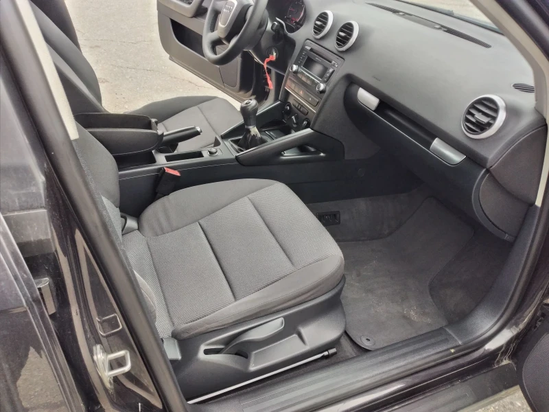 Audi A3 1.6 TDI 90 k.c., снимка 9 - Автомобили и джипове - 49749704