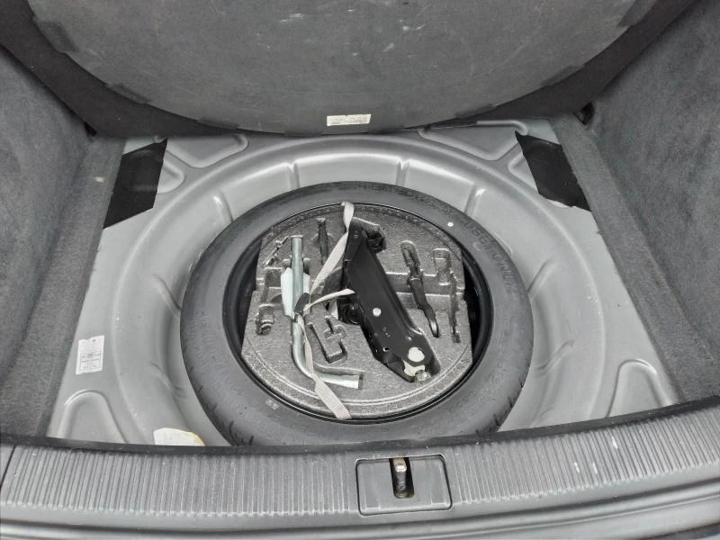 Audi A3 1.6 TDI 90 k.c., снимка 6 - Автомобили и джипове - 49749704