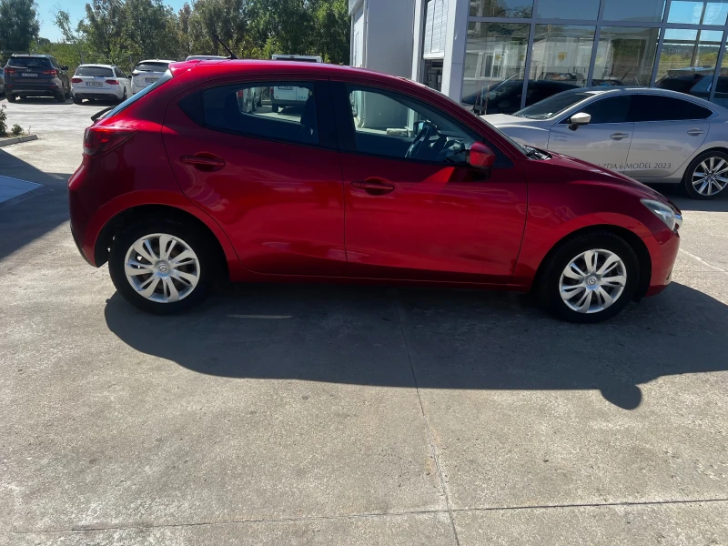 Mazda 2 1.5i, снимка 7 - Автомобили и джипове - 52709005