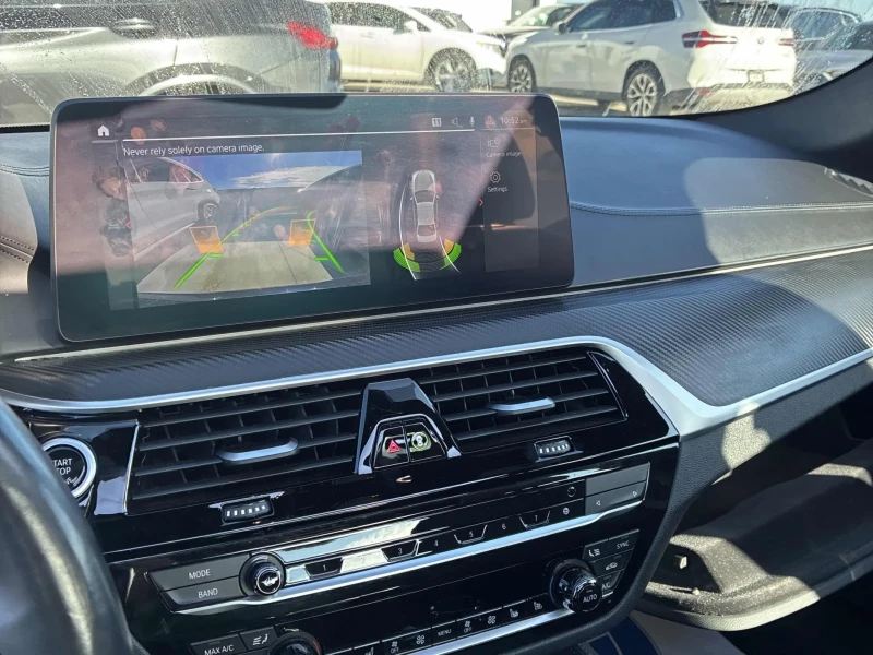 BMW 540 XDRIVE * * CARFAX * * АВТО КРЕДИТ * * , снимка 11 - Автомобили и джипове - 52790125