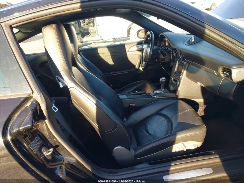 Porsche Carrera 911, снимка 7 - Автомобили и джипове - 52839630