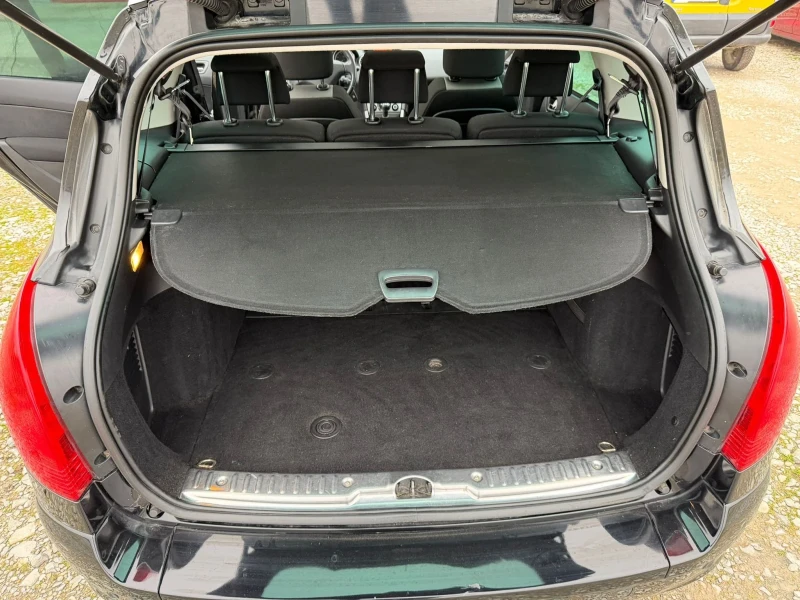 Peugeot 308 1.6 e - HDI - 92 KC, снимка 9 - Автомобили и джипове - 53119450