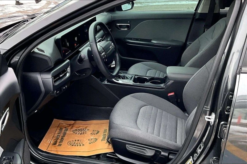 Kia K4 * EX * CARFAX * ЦЕНА ДО БГ, снимка 4 - Автомобили и джипове - 53226629