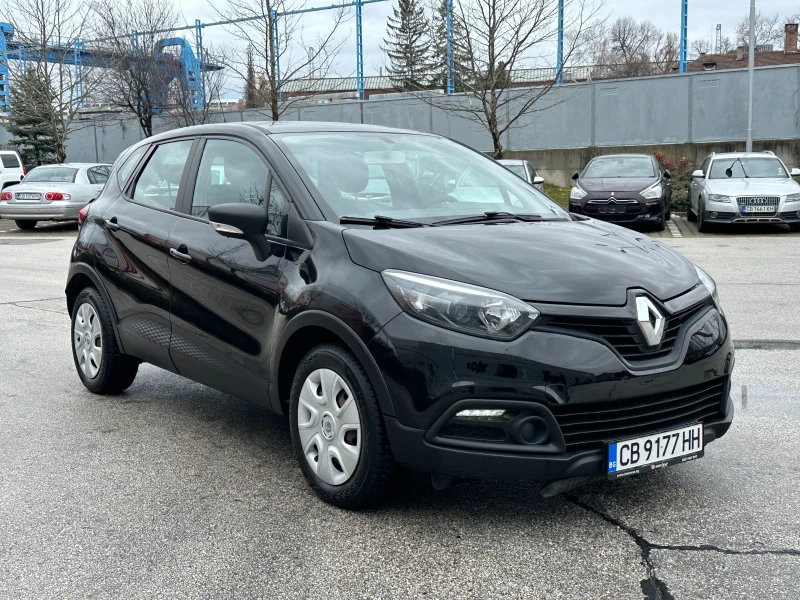 Renault Captur, снимка 6 - Автомобили и джипове - 53285943