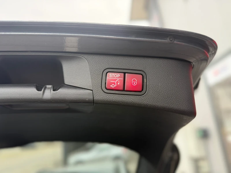 Mercedes-Benz C 220 AMG, снимка 13 - Автомобили и джипове - 53479761