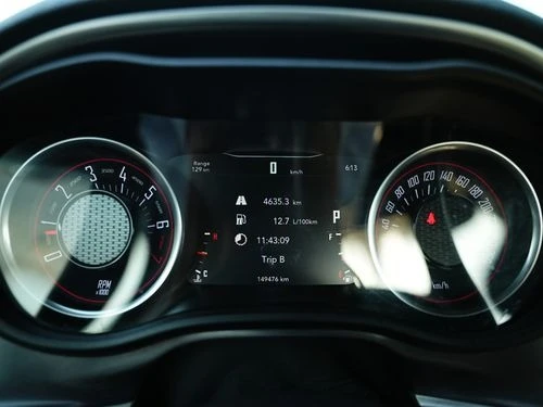 Dodge Challenger SXT | V6 | Camera | Bluetooth, снимка 12 - Автомобили и джипове - 55315163