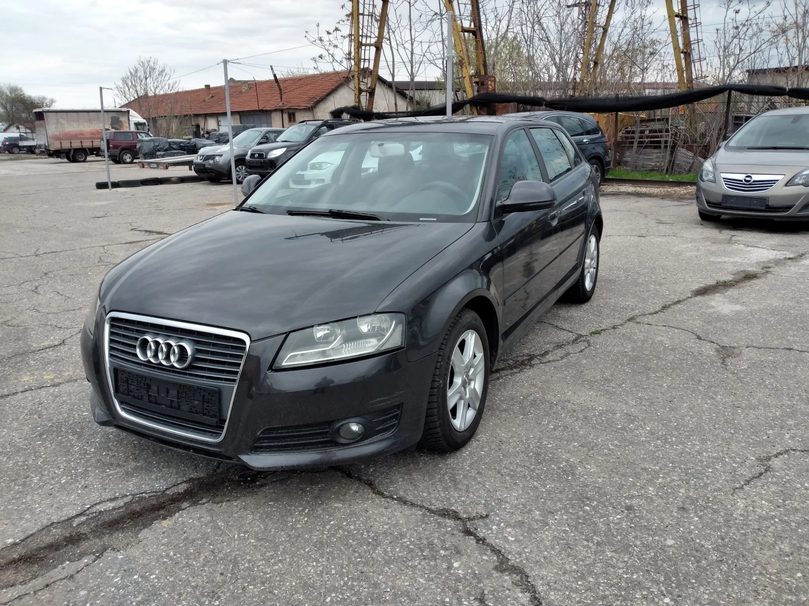 Audi A3 1.6 TDI 90 k.c., снимка 1