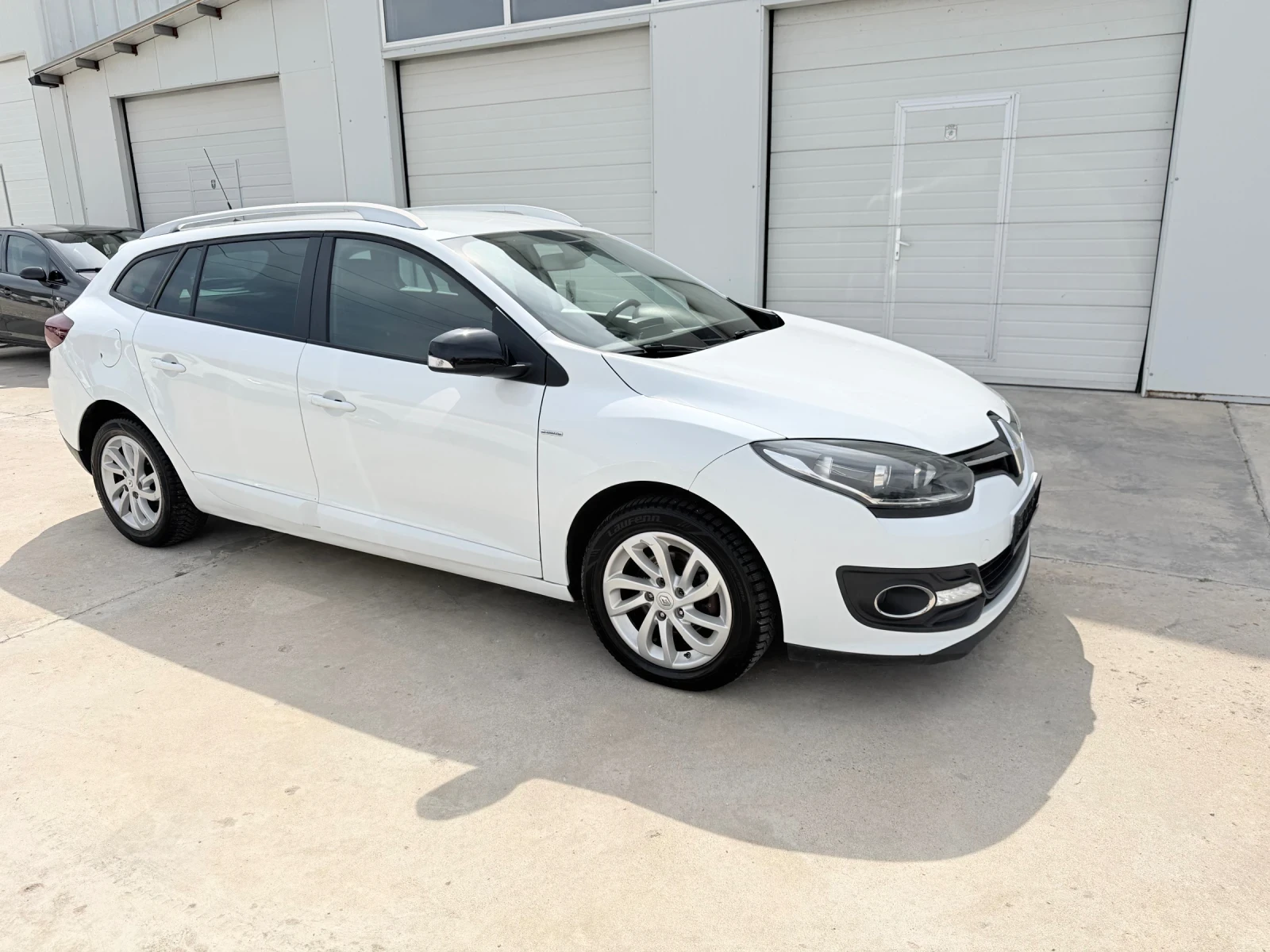 Renault Megane 1.5dci 110k* 6b* Avtom* Navi* UNIKAT* , снимка 13 - Автомобили и джипове - 39425629