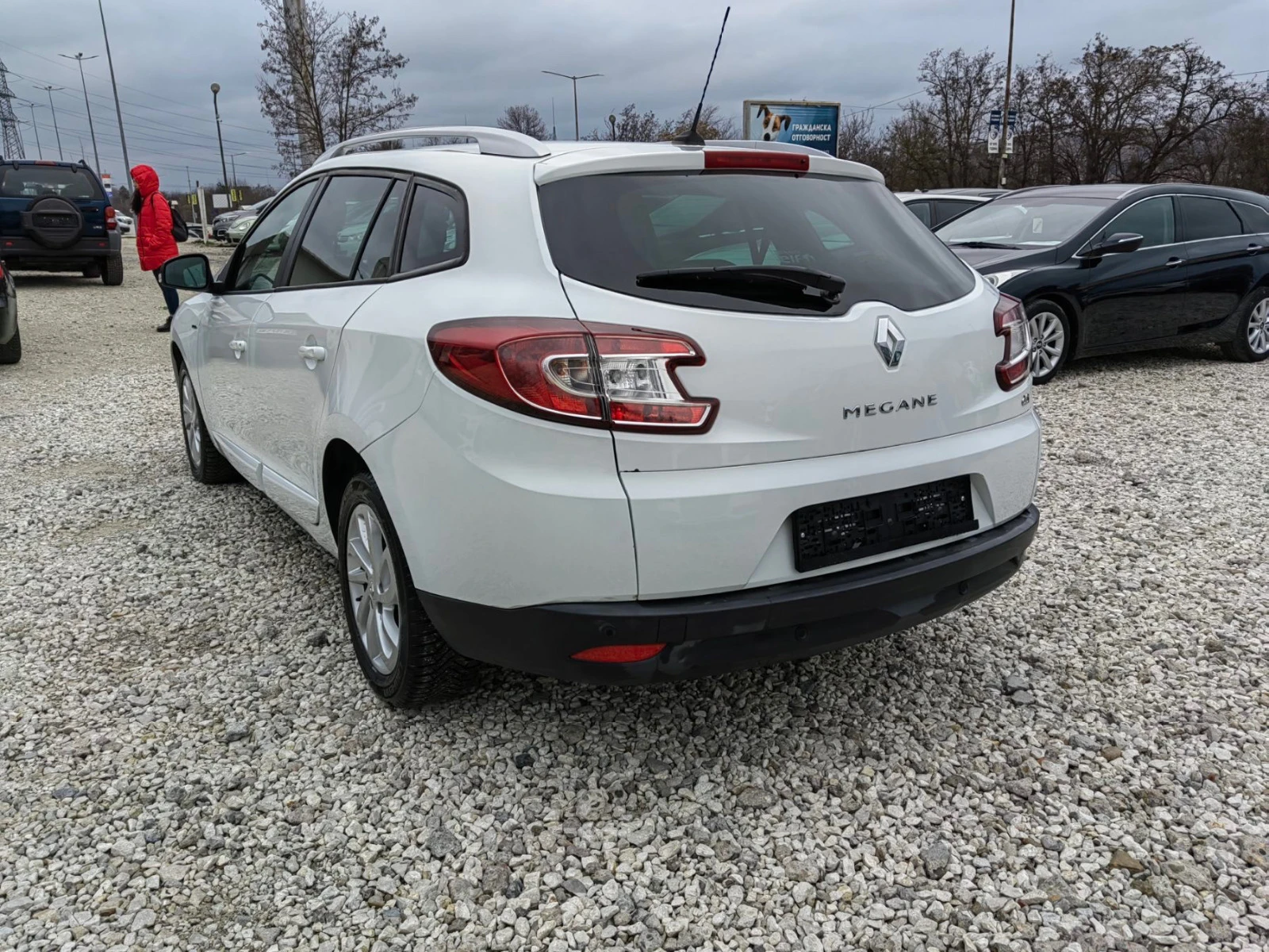 Renault Megane 1.5dci 110k* 6b* Avtom* Navi* UNIKAT*  - изображение 6