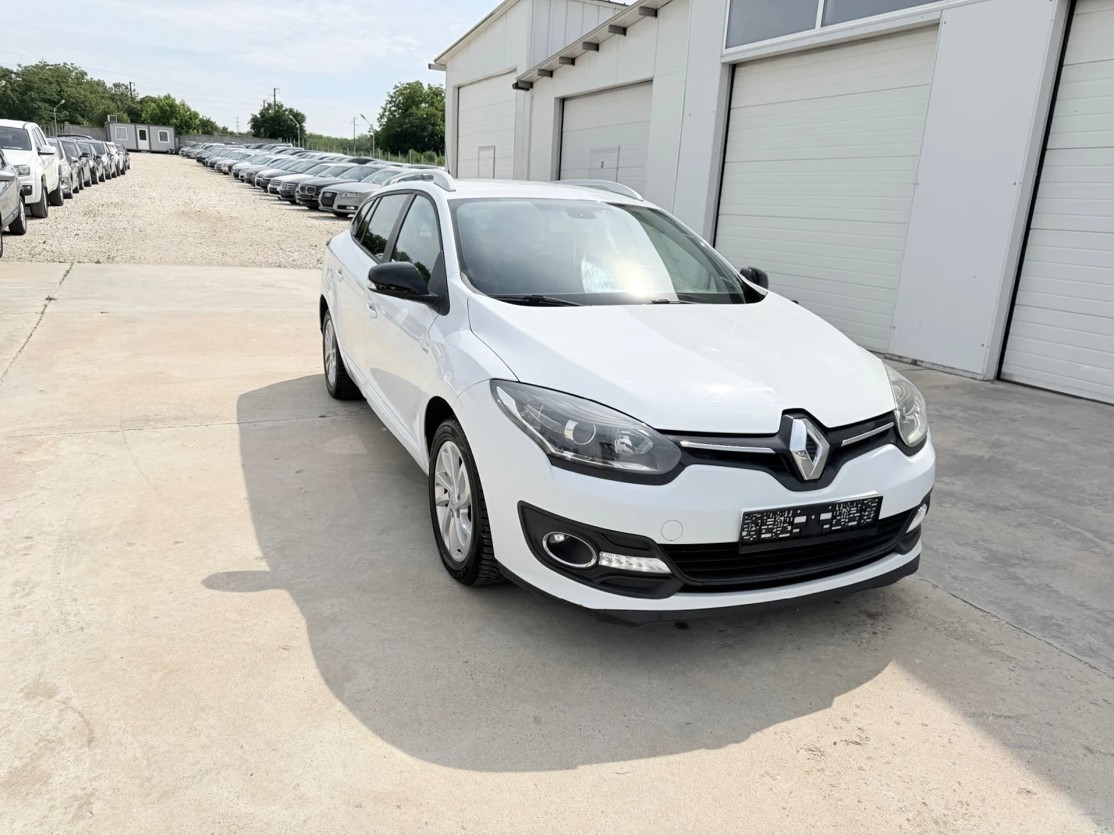 Renault Megane 1.5dci 110k* 6b* Avtom* Navi* UNIKAT* , снимка 11 - Автомобили и джипове - 39425629