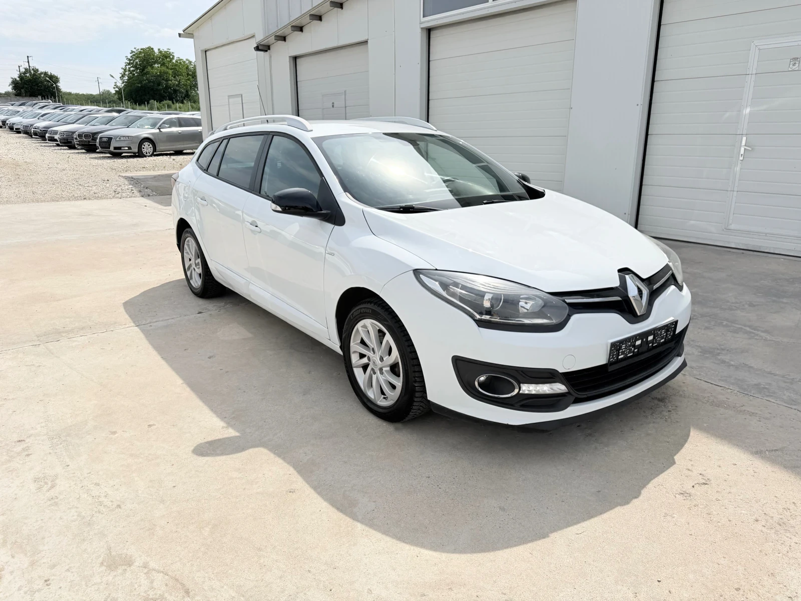Renault Megane 1.5dci 110k* 6b* Avtom* Navi* UNIKAT* , снимка 12 - Автомобили и джипове - 39425629
