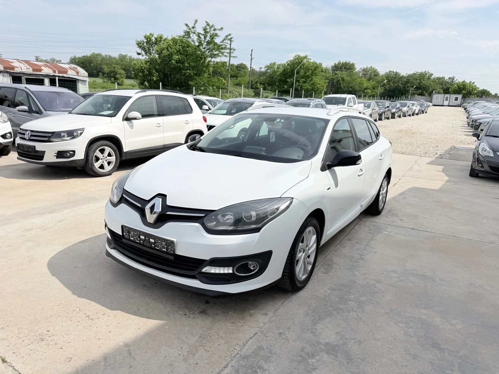 Renault Megane 1.5dci 110k* 6b* Avtom* Navi* UNIKAT* , снимка 2 - Автомобили и джипове - 39425629