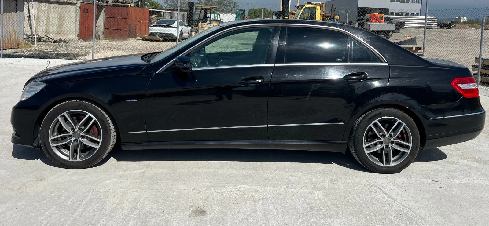 Mercedes-Benz E 350 3.0CDi Navi///Euro5//Avantgarde - изображение 6