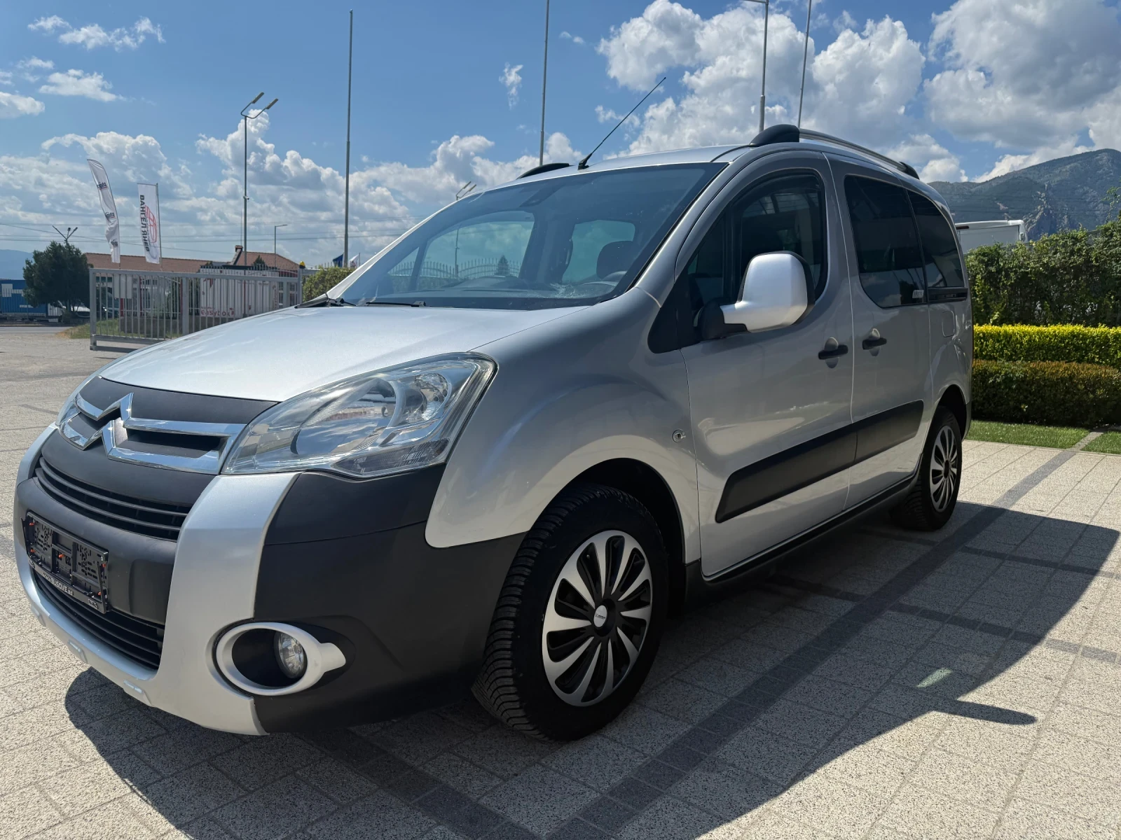 Citroen Berlingo 1.6HDI Климатик Euro 5  - изображение 3