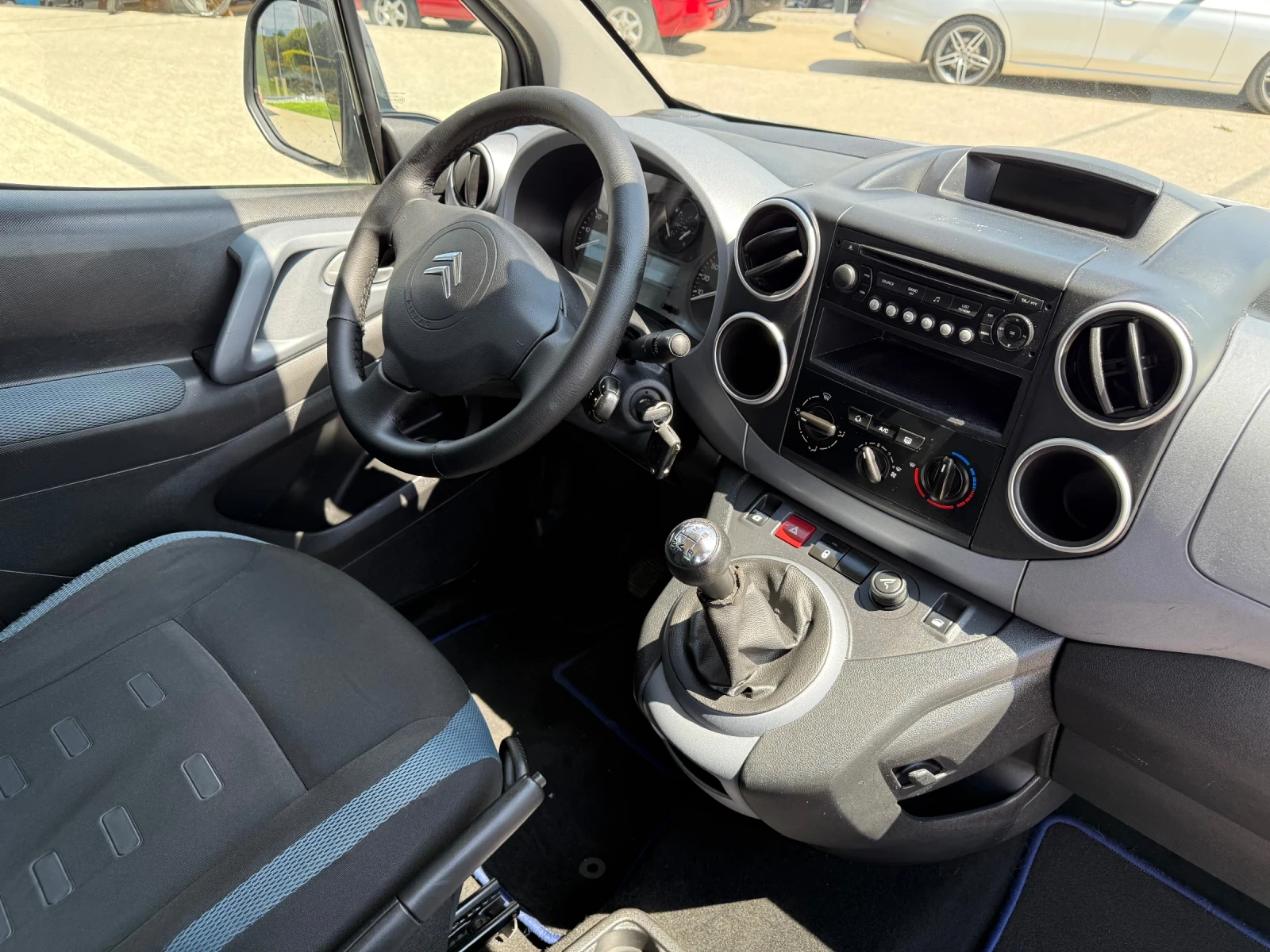 Citroen Berlingo 1.6HDI Климатик Euro 5  - изображение 7