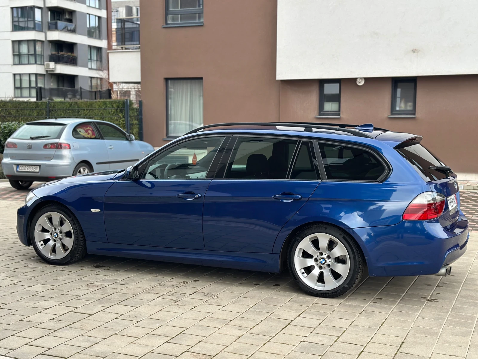 BMW 330 RWD - изображение 6