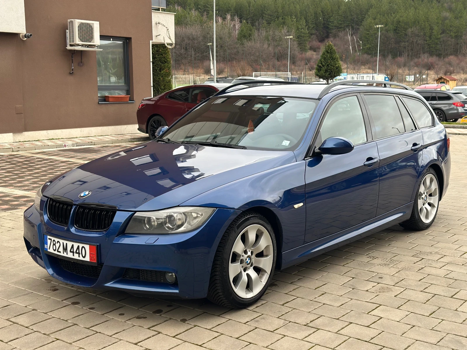 BMW 330 RWD - изображение 2