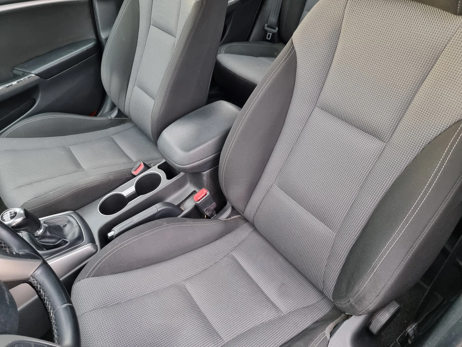 Hyundai I30 1.6�.110��. | Mobile.bg � ����������� 13