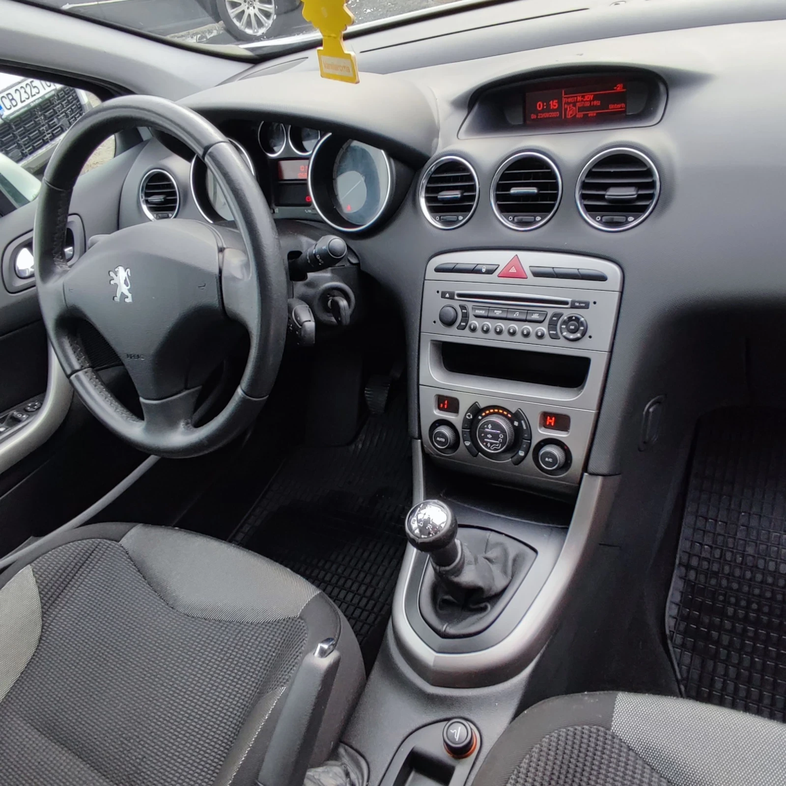 Peugeot 308 1.6i* 16v* KLIMATRONIK* 105хил.км* , снимка 12 - Автомобили и джипове - 53035567
