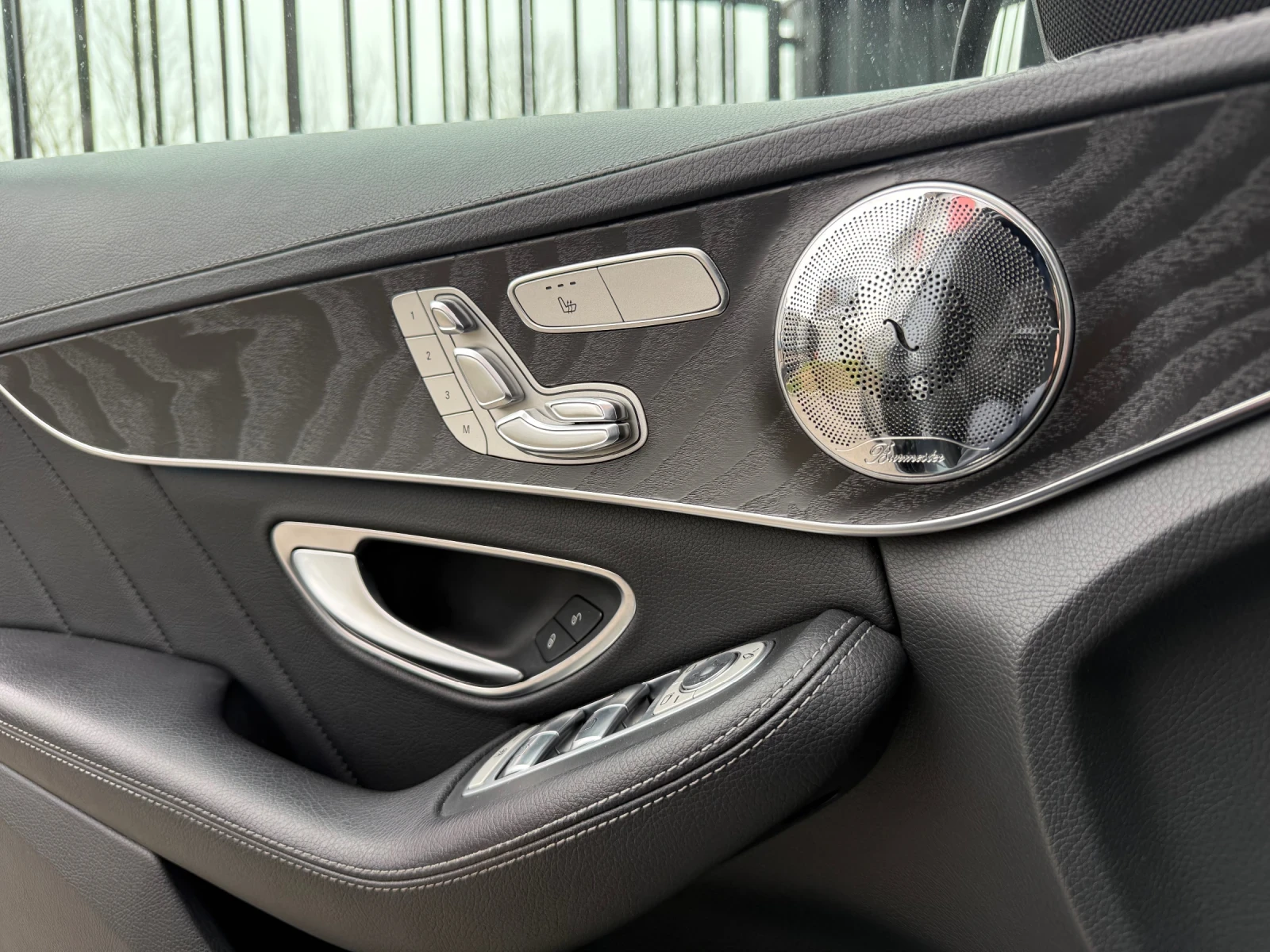 Mercedes-Benz C 220 AMG - изображение 9