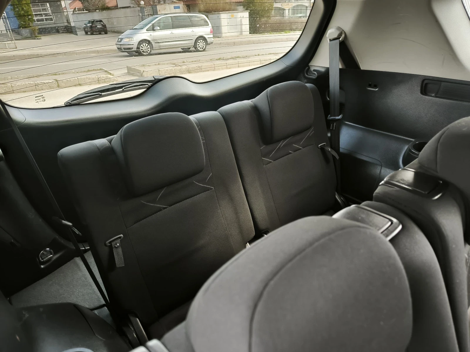 Toyota Verso 2.0D - изображение 10