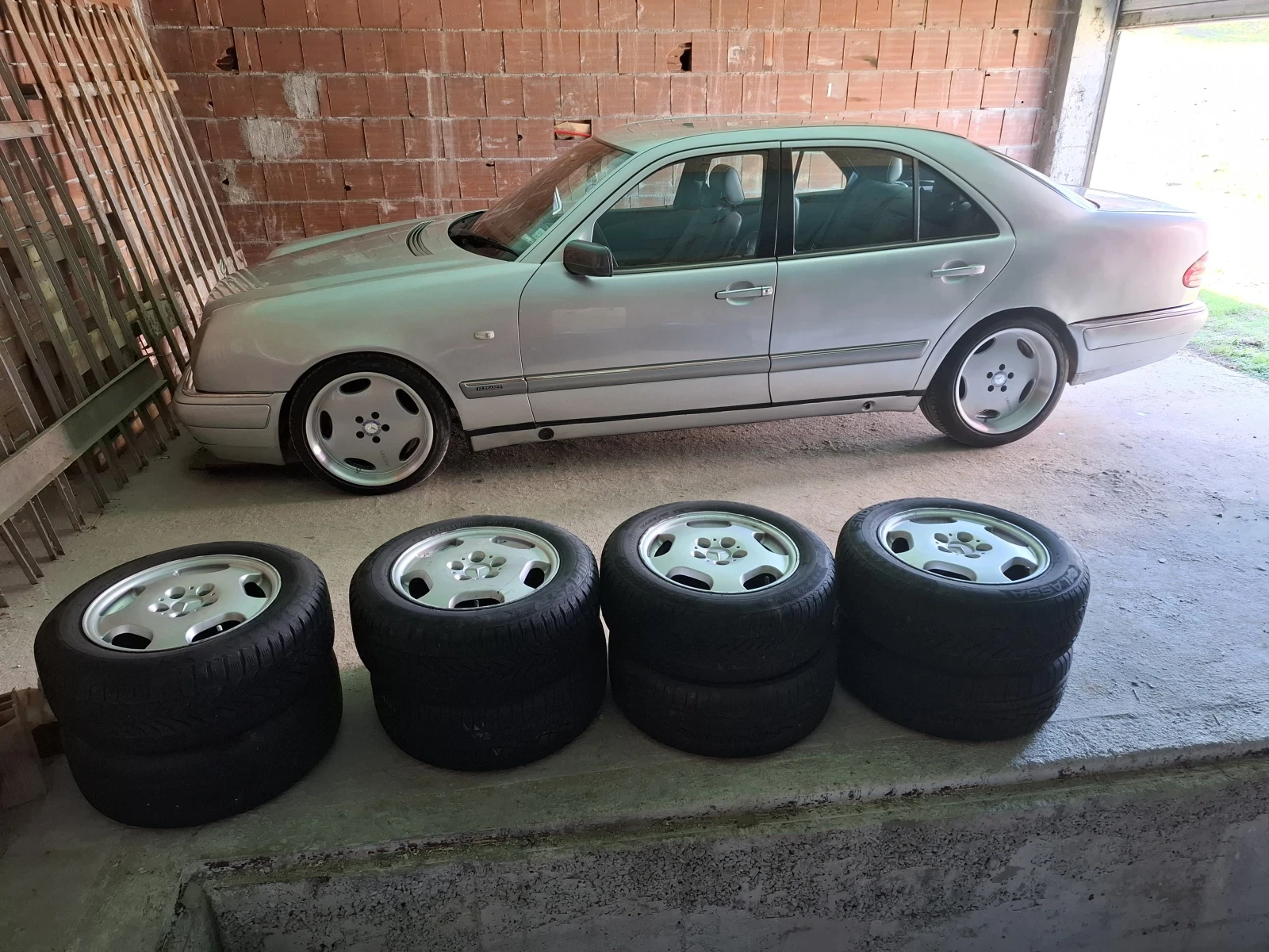 Mercedes-Benz E 300 | Mobile.bg � ����������� 13