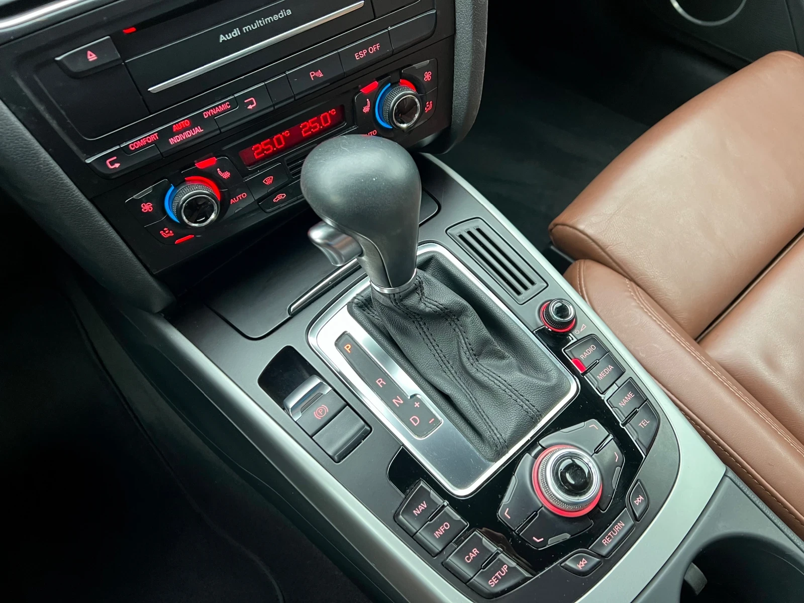 Audi A5 3.0TDi Cabrio ШВЕЙЦАРИЯ, снимка 12 - Автомобили и джипове - 53921760