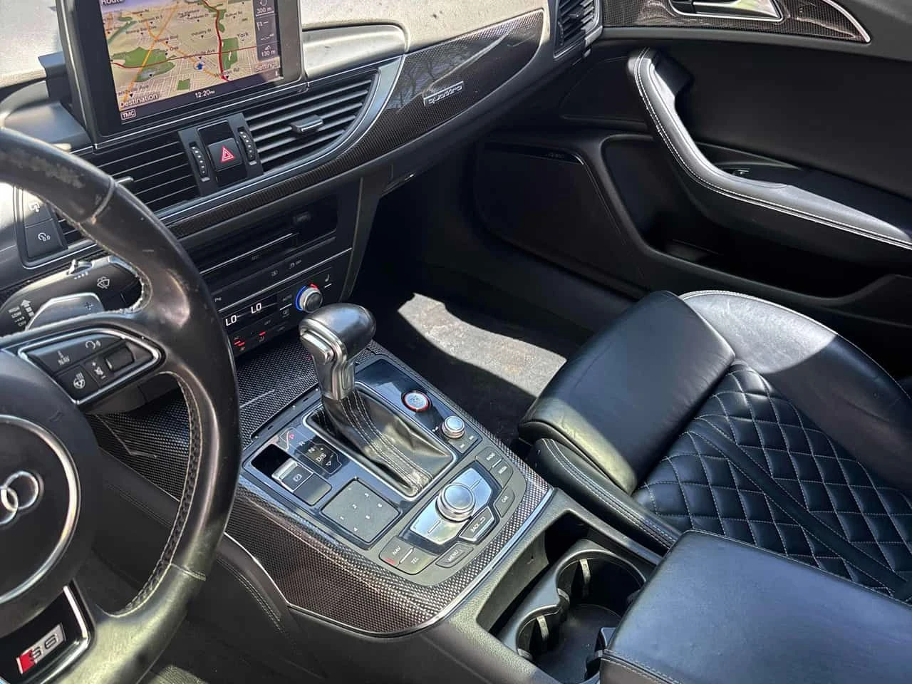 Audi S6 * BOSE* ДИСТРОНИК* DIAMOND SEATS* HEAD UP* , снимка 11 - Автомобили и джипове - 54640158