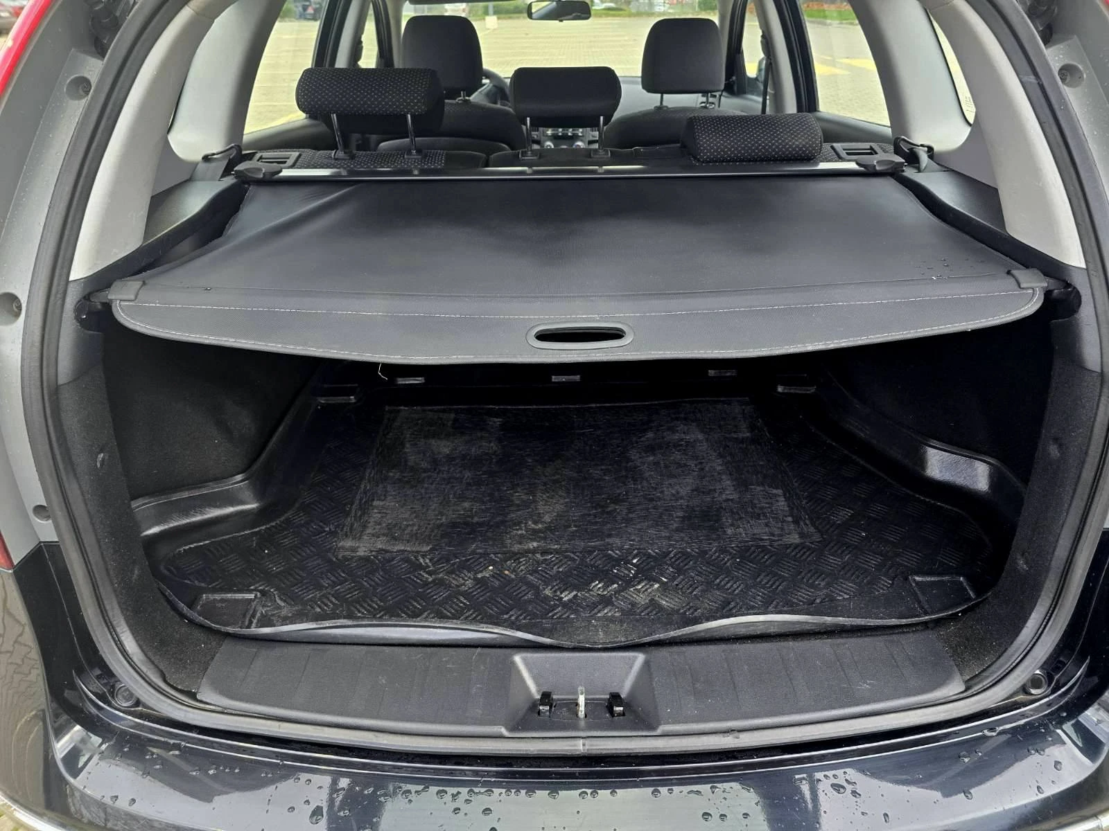 Hyundai I30 1.6CRDI/ПЕРФЕКТЕН, снимка 16 - Автомобили и джипове - 54666506
