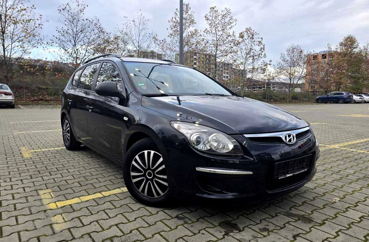Hyundai I30 1.6CRDI/ПЕРФЕКТЕН, снимка 3 - Автомобили и джипове - 54666506