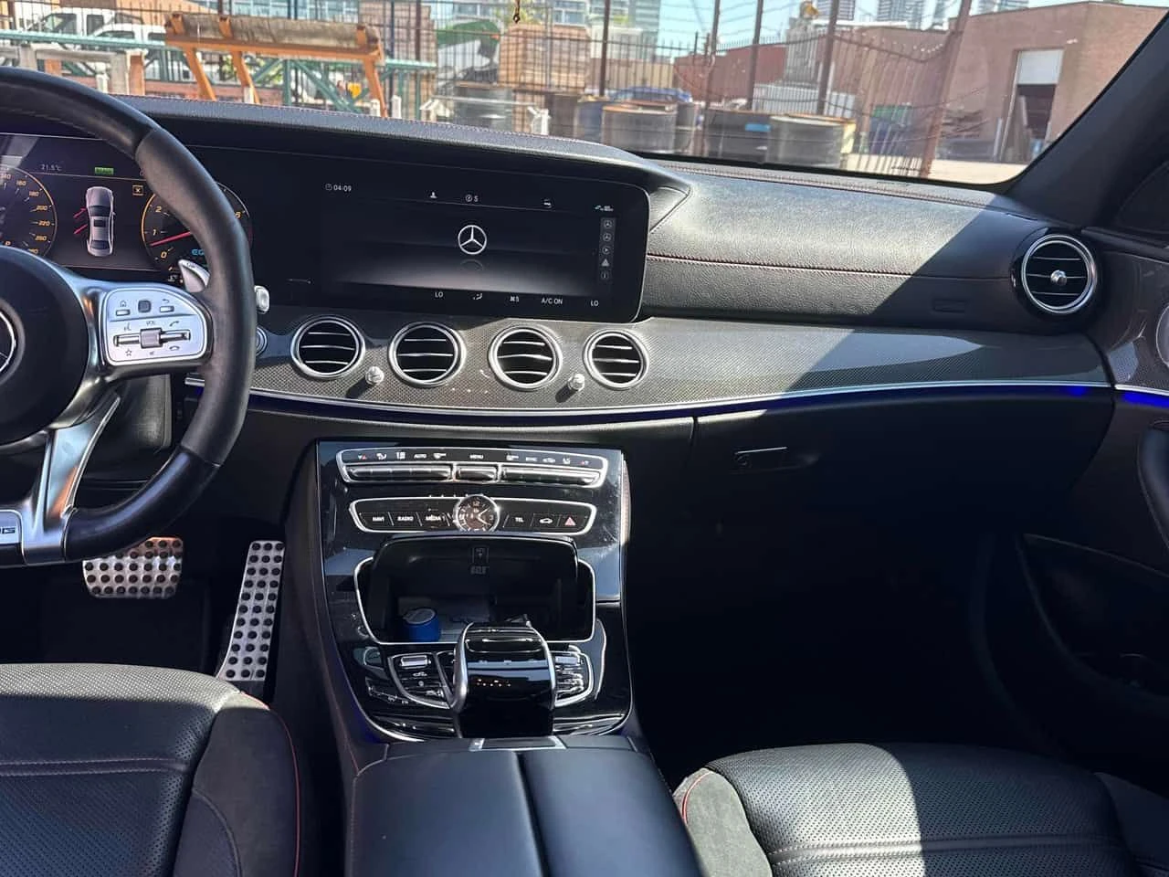 Mercedes-Benz E 53 AMG CARFAX, снимка 8 - Автомобили и джипове - 54819541