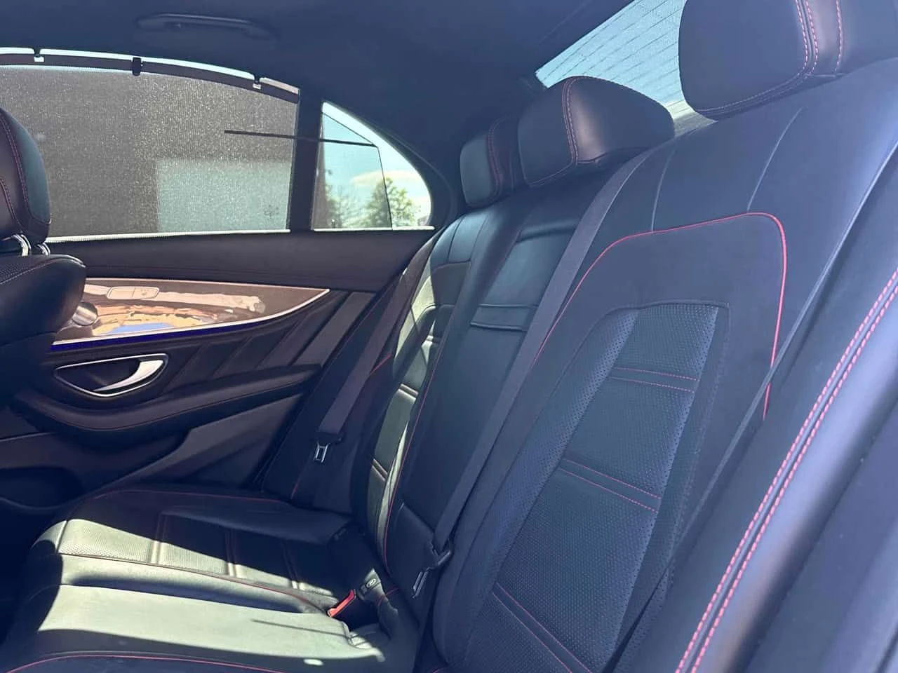 Mercedes-Benz E 53 AMG CARFAX, снимка 9 - Автомобили и джипове - 54819541