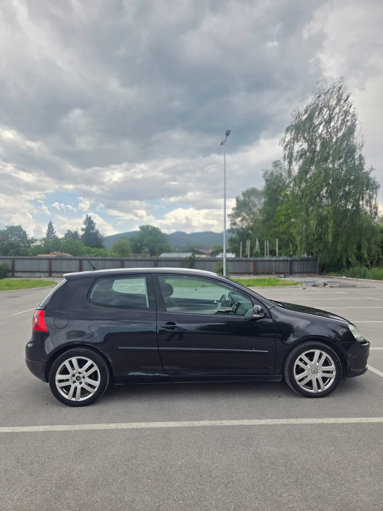 VW Golf 2.0, снимка 2 - Автомобили и джипове - 54877158