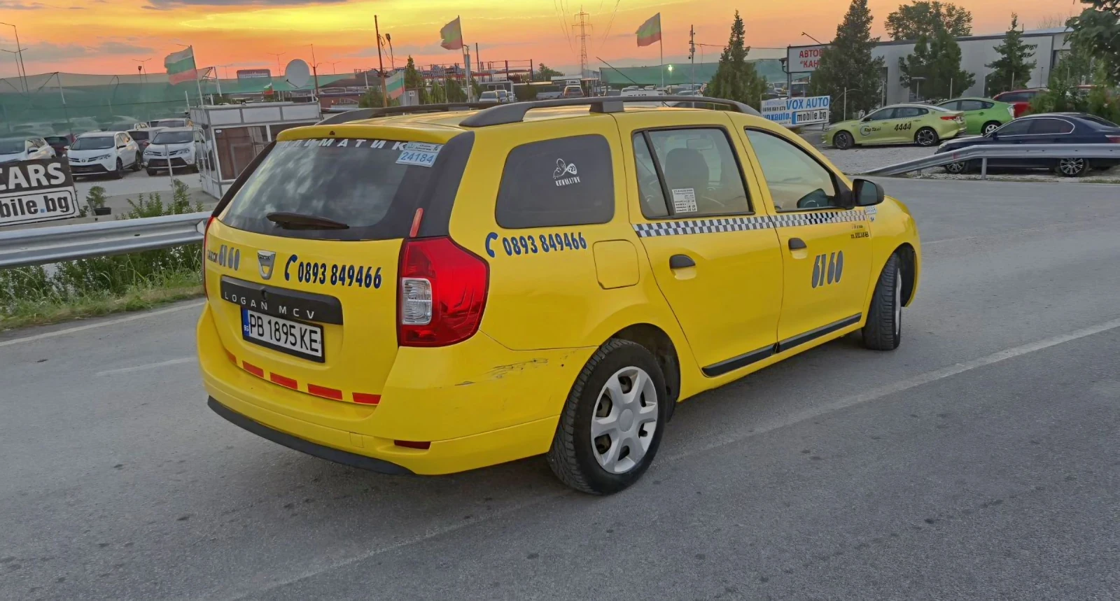 Dacia Logan 1.2газ.инж.75кс.4цилиндъра.ТОПсъстояние, снимка 5 - Автомобили и джипове - 55072734