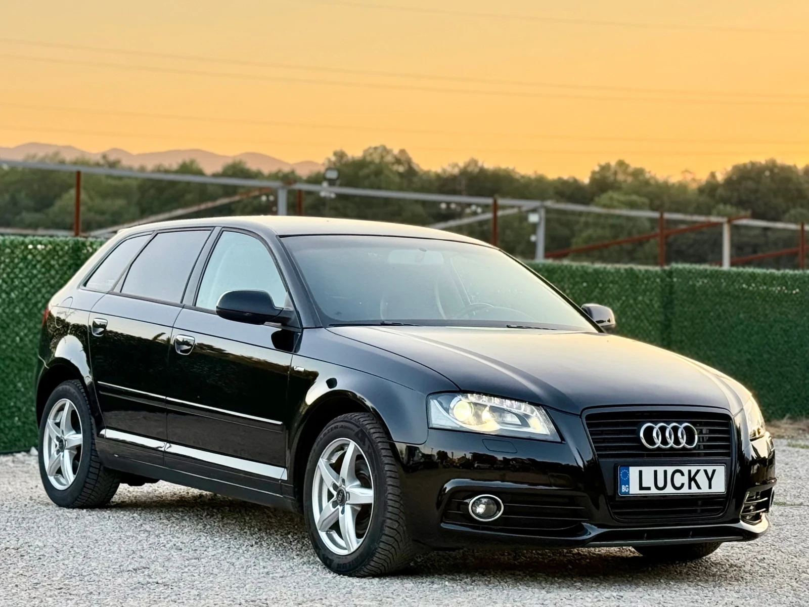 Audi A3 1.6TDi S-LINE//FACELIFT