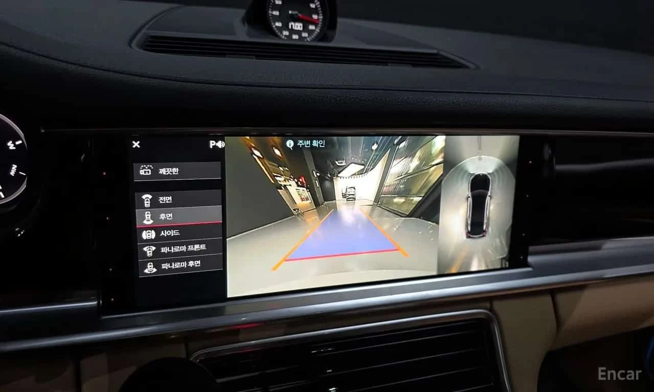 Porsche Panamera * 3.0 AWD * ОПЦИЯ ЗА ФИНАНСИРАНЕ, снимка 16 - Автомобили и джипове - 55614018