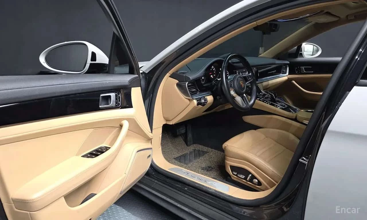 Porsche Panamera * 3.0 AWD * ОПЦИЯ ЗА ФИНАНСИРАНЕ, снимка 10 - Автомобили и джипове - 55614018